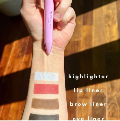 4-in-1 Makeup Touch-Up Pen – Lip Liner, Eyeliner, Eyebrow & Highlighter | Smudge-Proof & Travel Friendly | mydeal99
